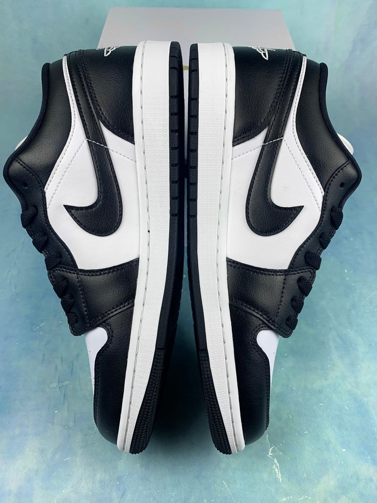Air Jordan 1 Low Panda Black and White Unisex Sneakers DC0774-101