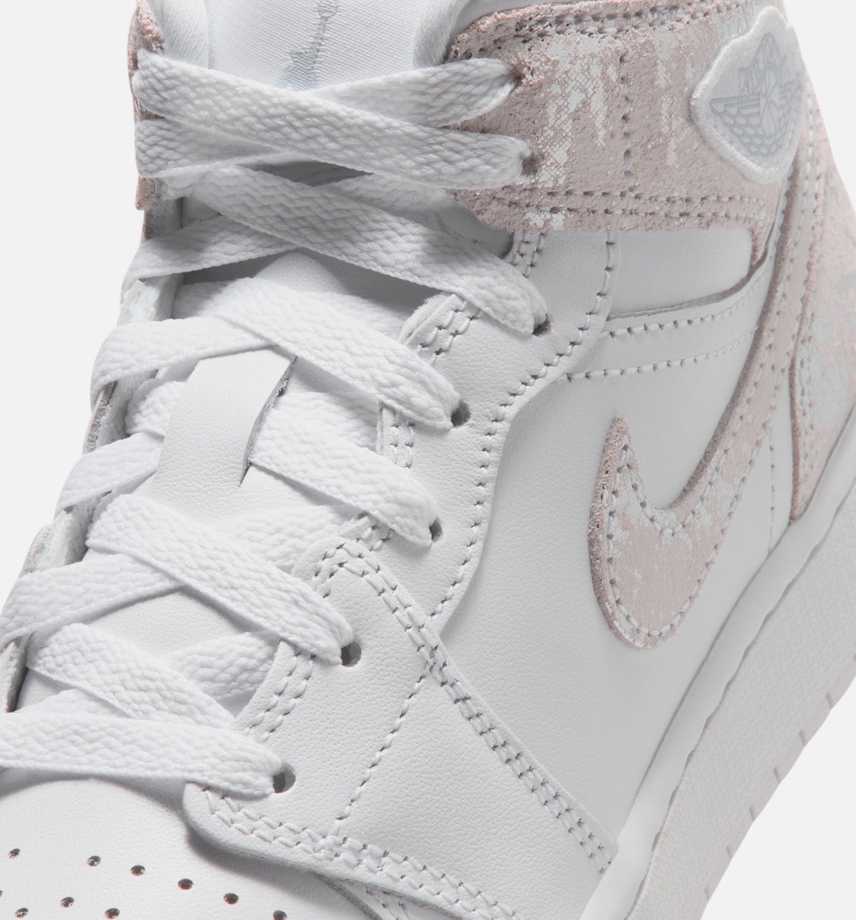 Air Jordan 1 Mid SE Grade School Lifestyle Shoes - White / Field Silver