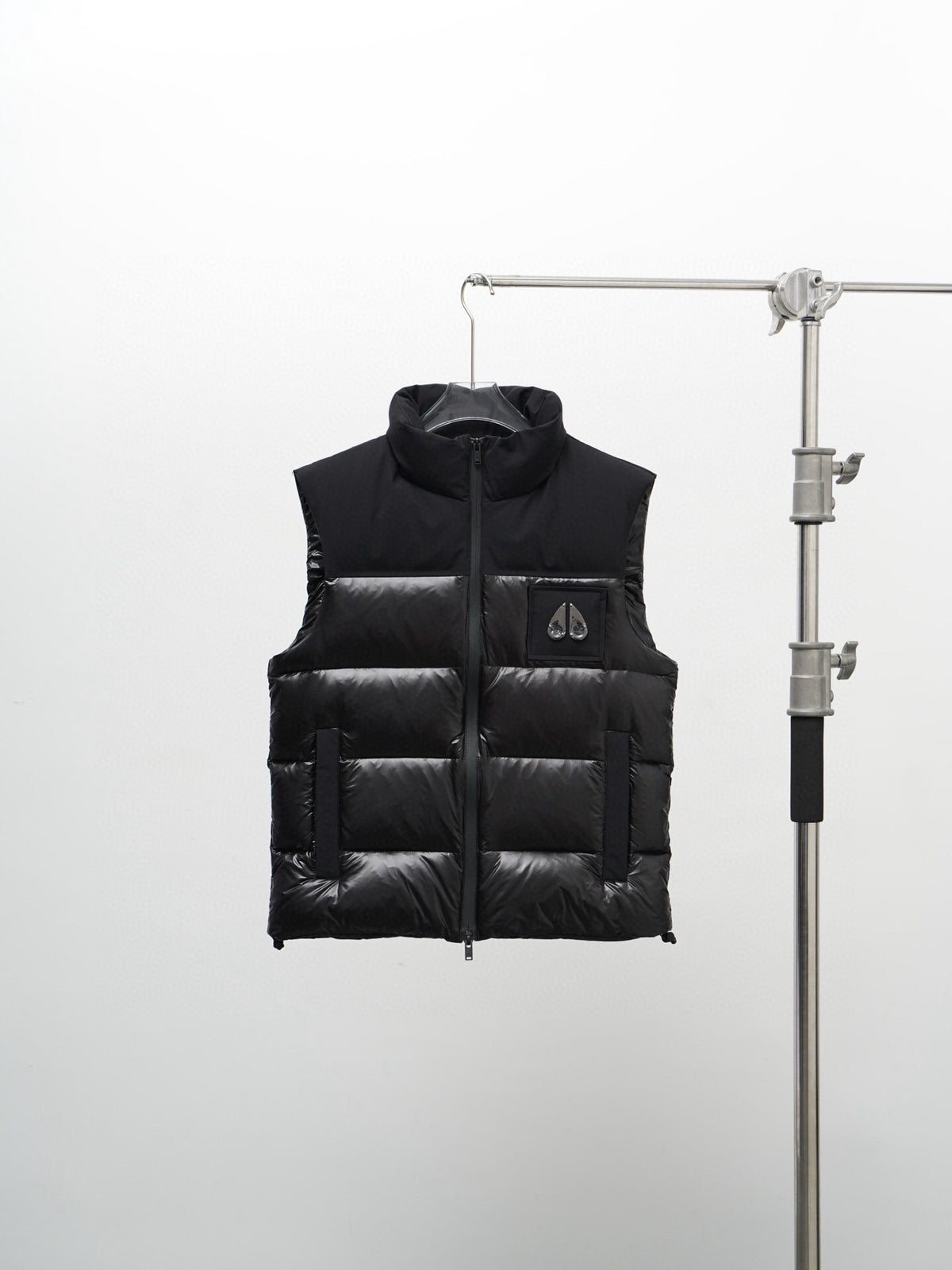 Moose Knuckles Black Mixed-Finish Quilted Puffer Vest