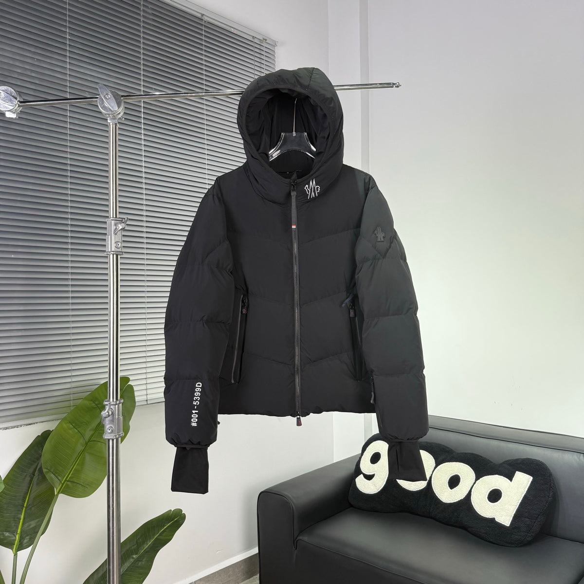 Moncler Black Hooded Chevron-Quilt Puffer Jacket