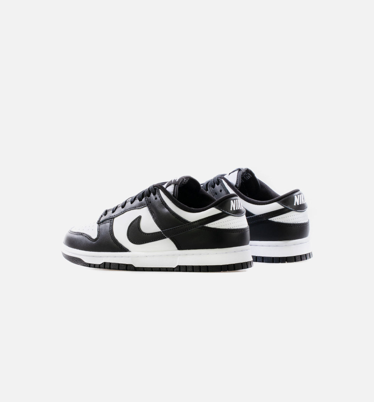 Dunk Low Men's Lifestyle Shoe – Black/White