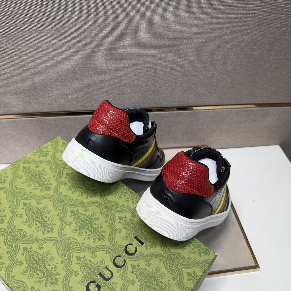 Gucci Men's Black Stripe Low-Top Sneakers